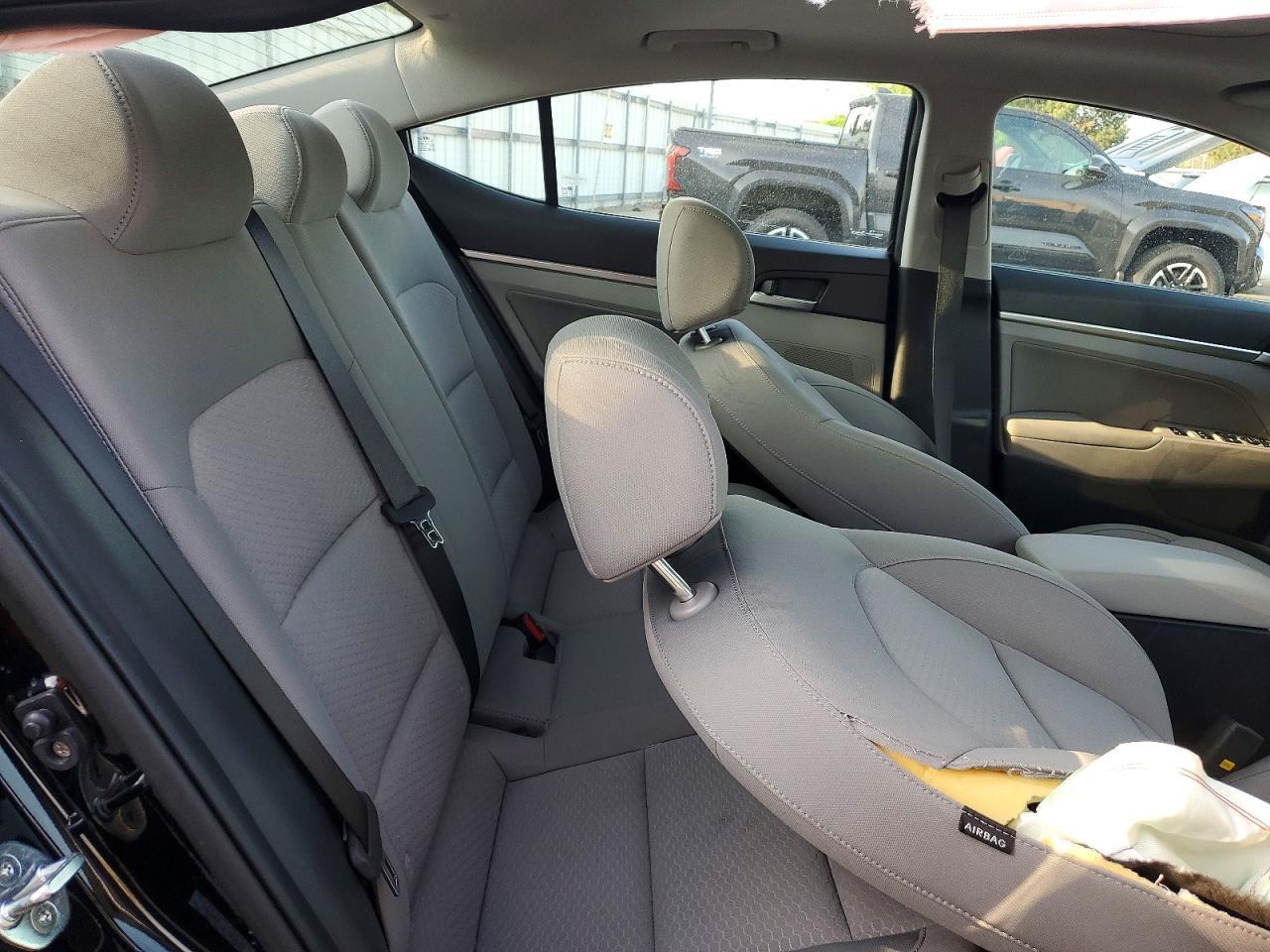 2020 Hyundai Elantra Value Edition - zdjęcie 10
