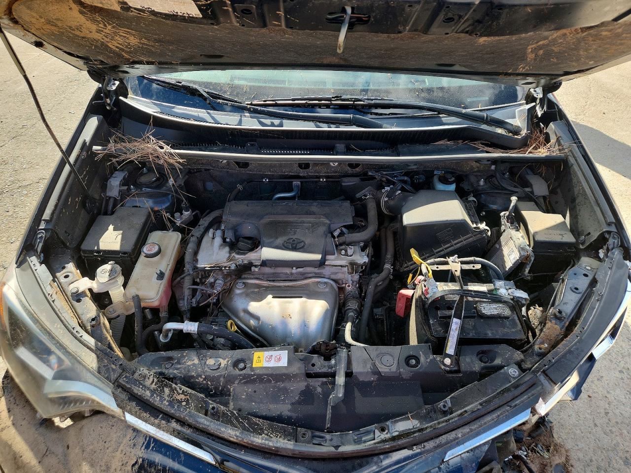 2018 Toyota Rav4 Le - zdjęcie 11