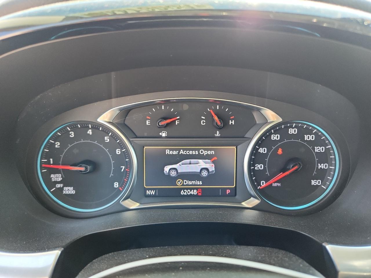 2021 Chevrolet Traverse Lt - zdjęcie 9