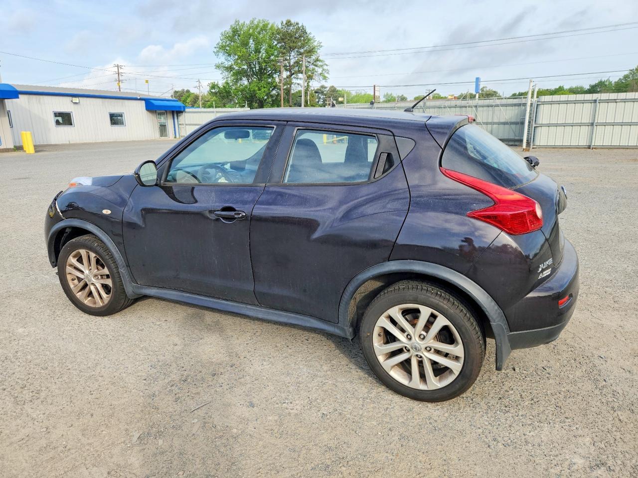 2014 Nissan Juke S - zdjęcie 2