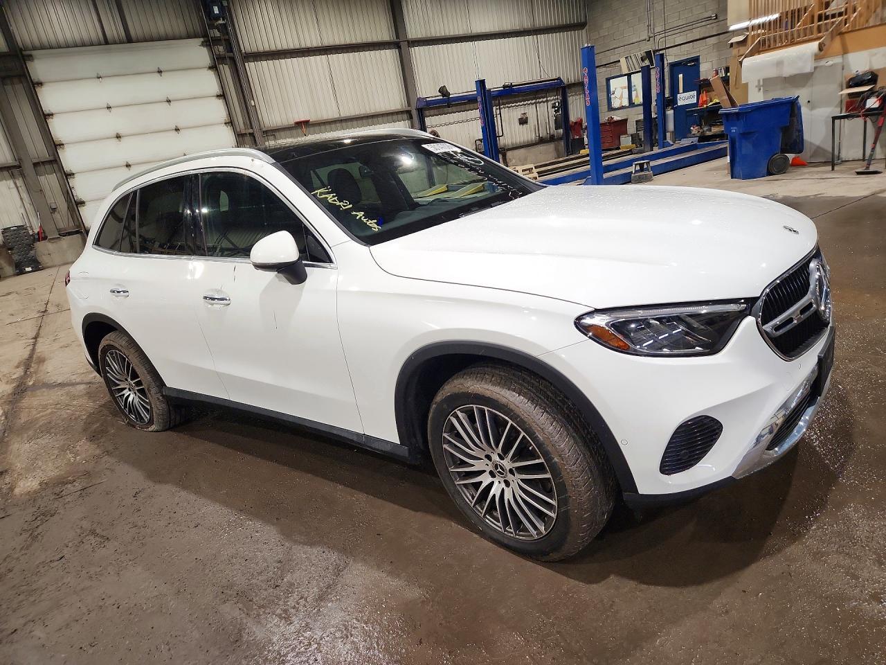 2024 Mercedes Benz Glc 300 4Matic - zdjęcie 4