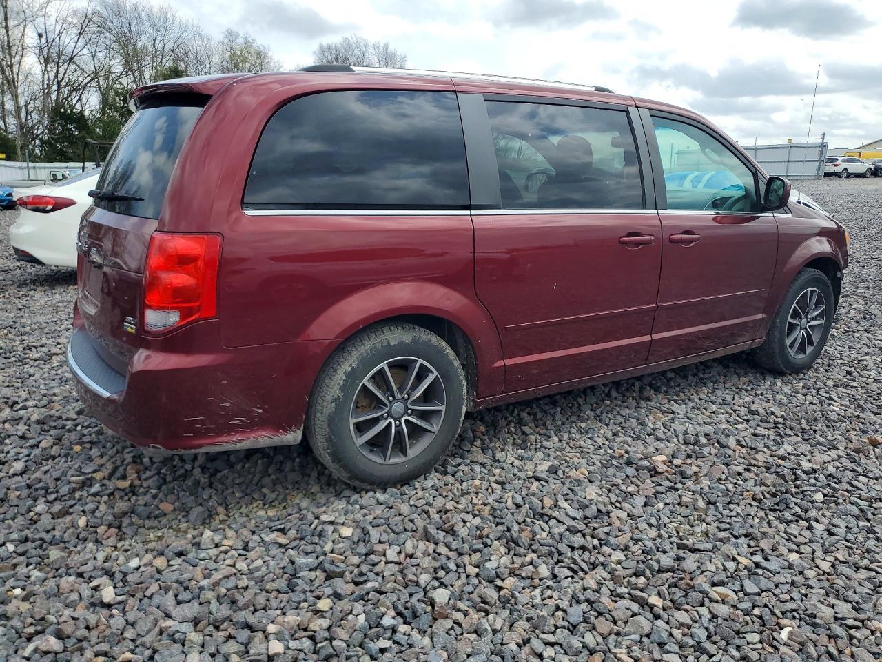 2017 Dodge Grand Caravan Sxt - zdjęcie 3