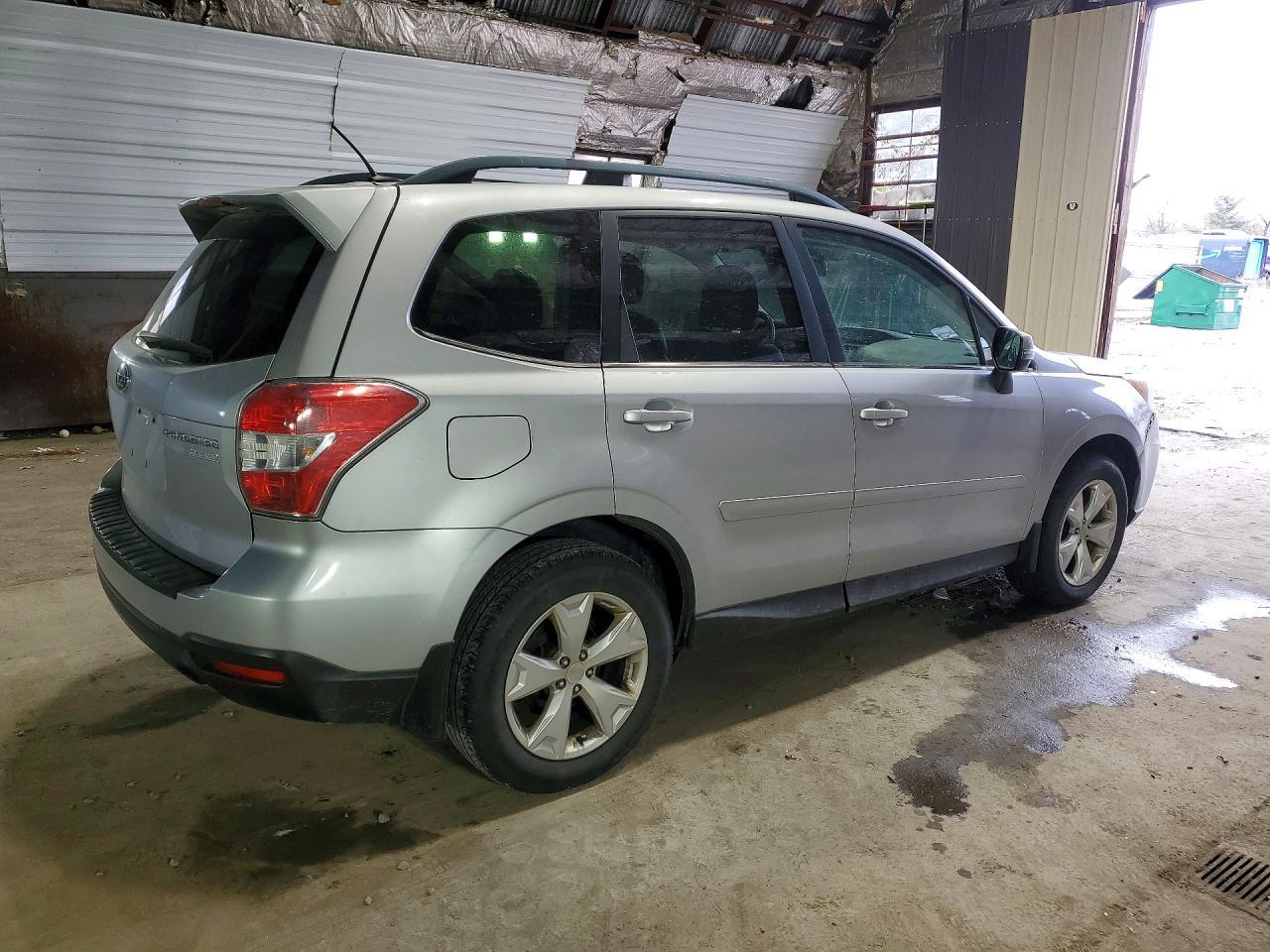 2014 Subaru Forester 2.5I Touring - zdjęcie 3