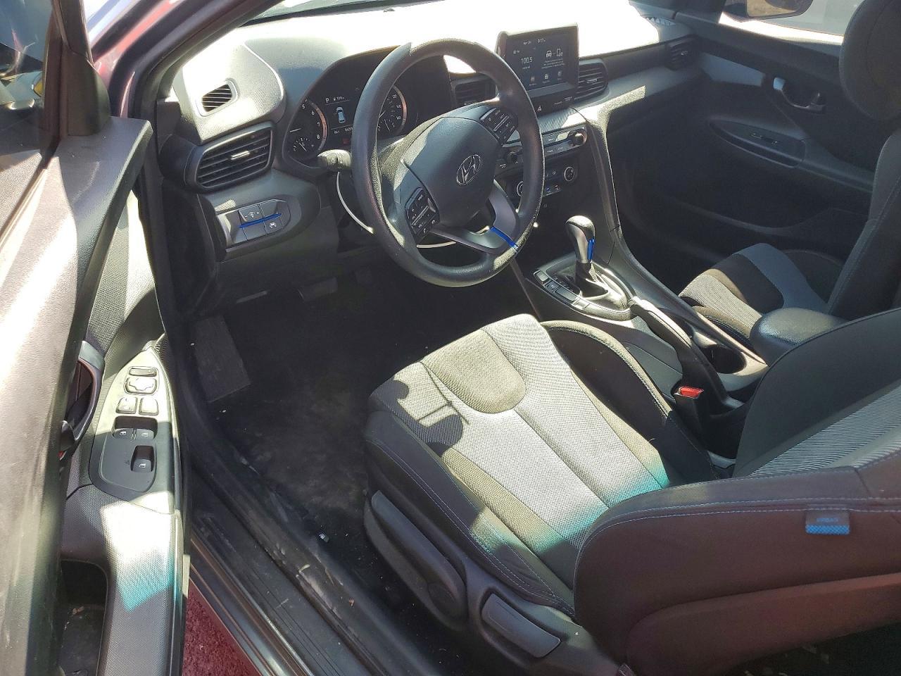 2019 Hyundai Veloster 2.0L - zdjęcie 8