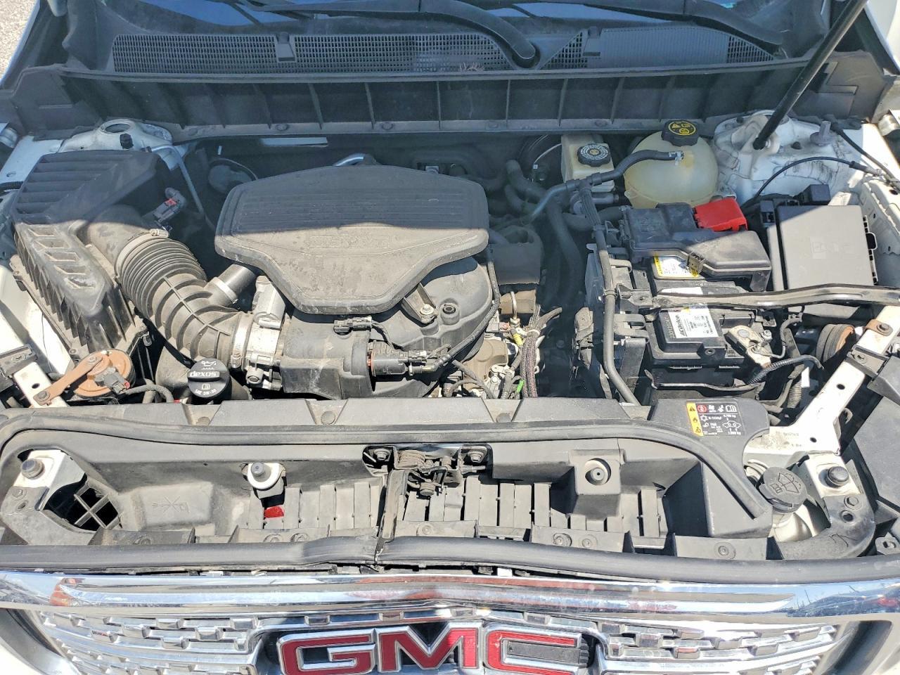2017 GMC Acadia Denali - zdjęcie 12