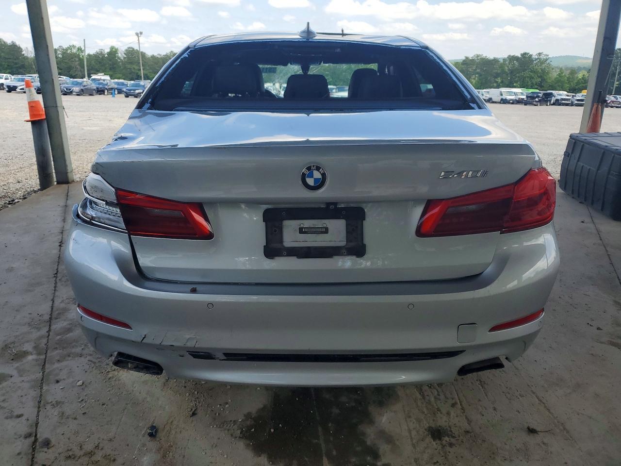 2018 BMW 540 I - zdjęcie 6
