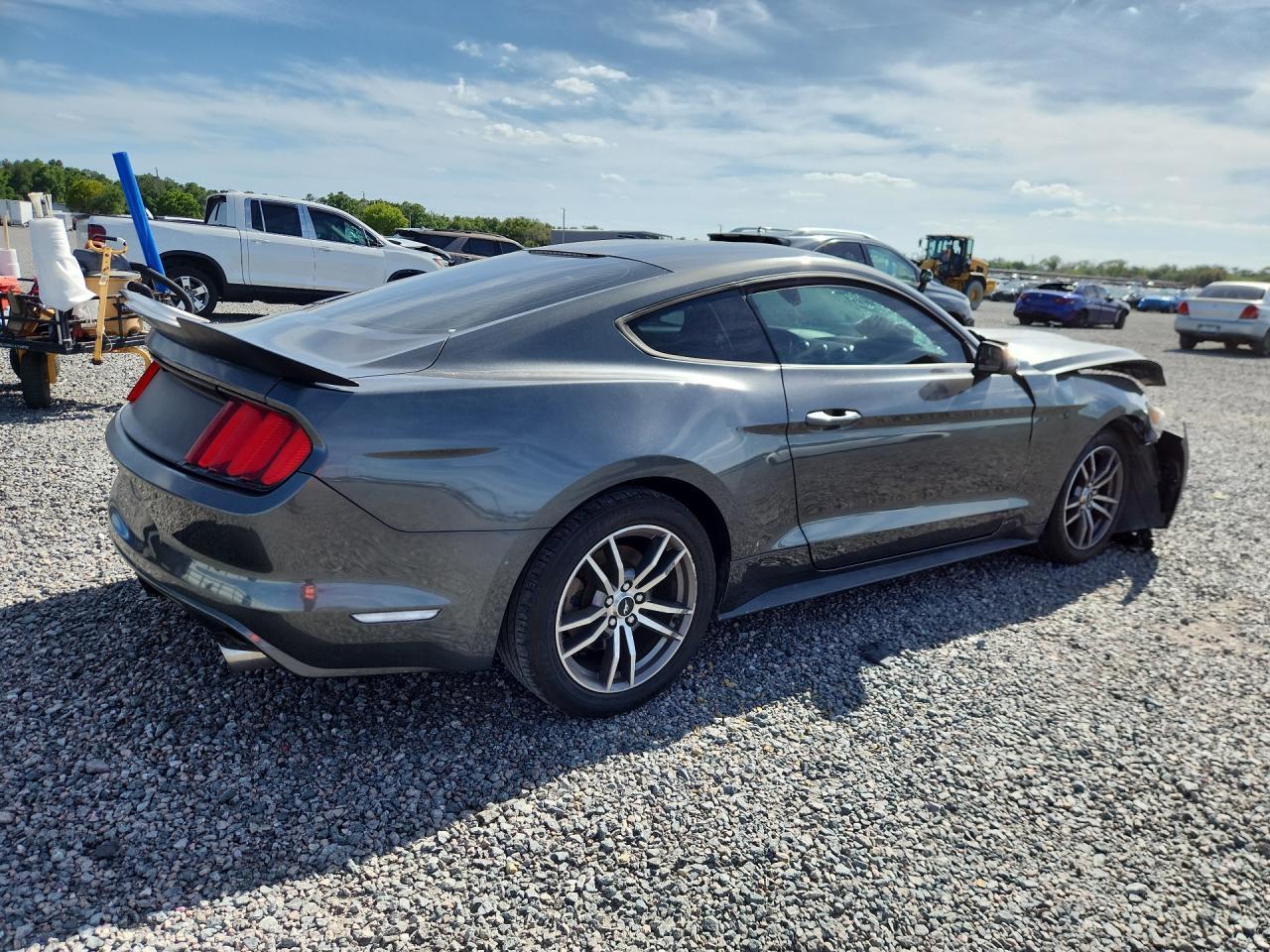 2016 Ford Mustang - zdjęcie 3