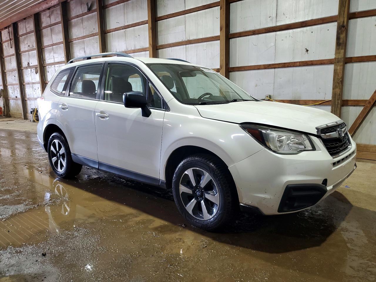 2017 Subaru Forester 2.5I - zdjęcie 4