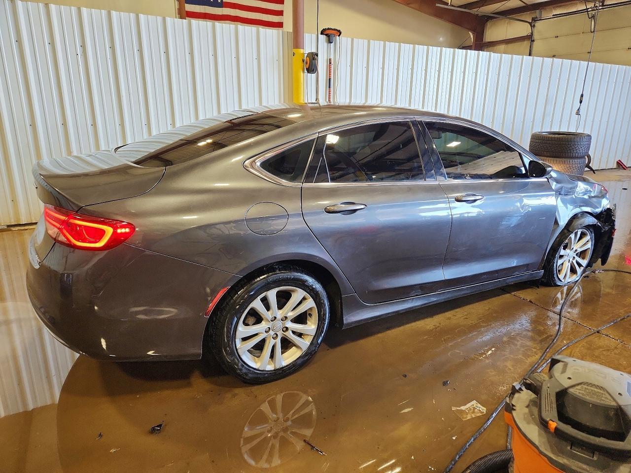 2015 Chrysler 200 Limited - zdjęcie 3