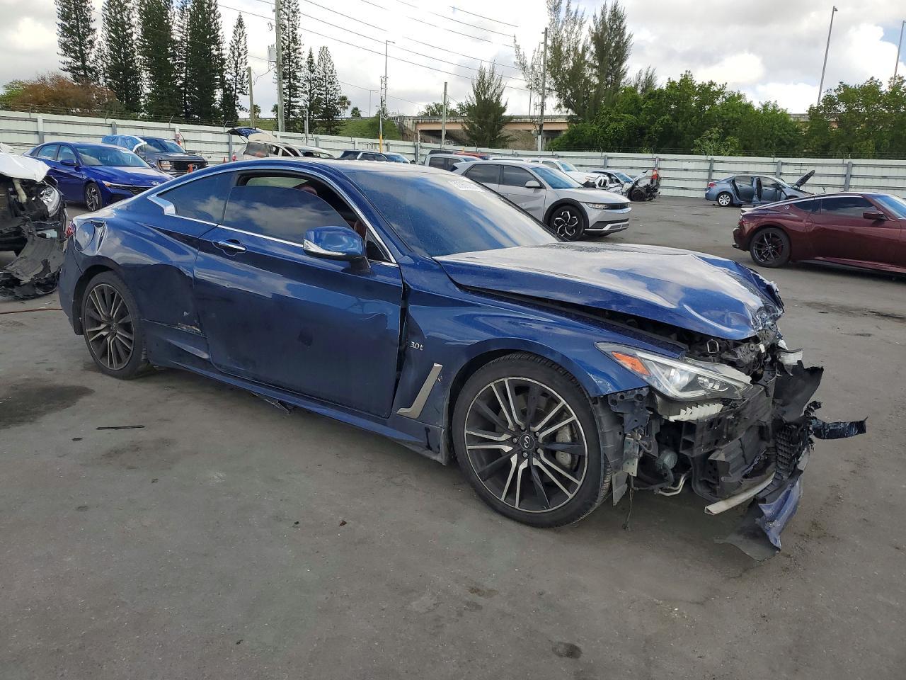 2018 Infiniti Q60 3.0T Sport - zdjęcie 4