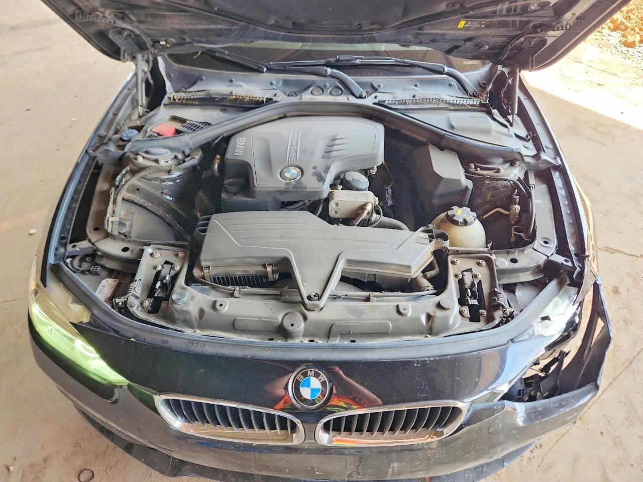 2018 BMW Seria 3 320i - zdjęcie 11