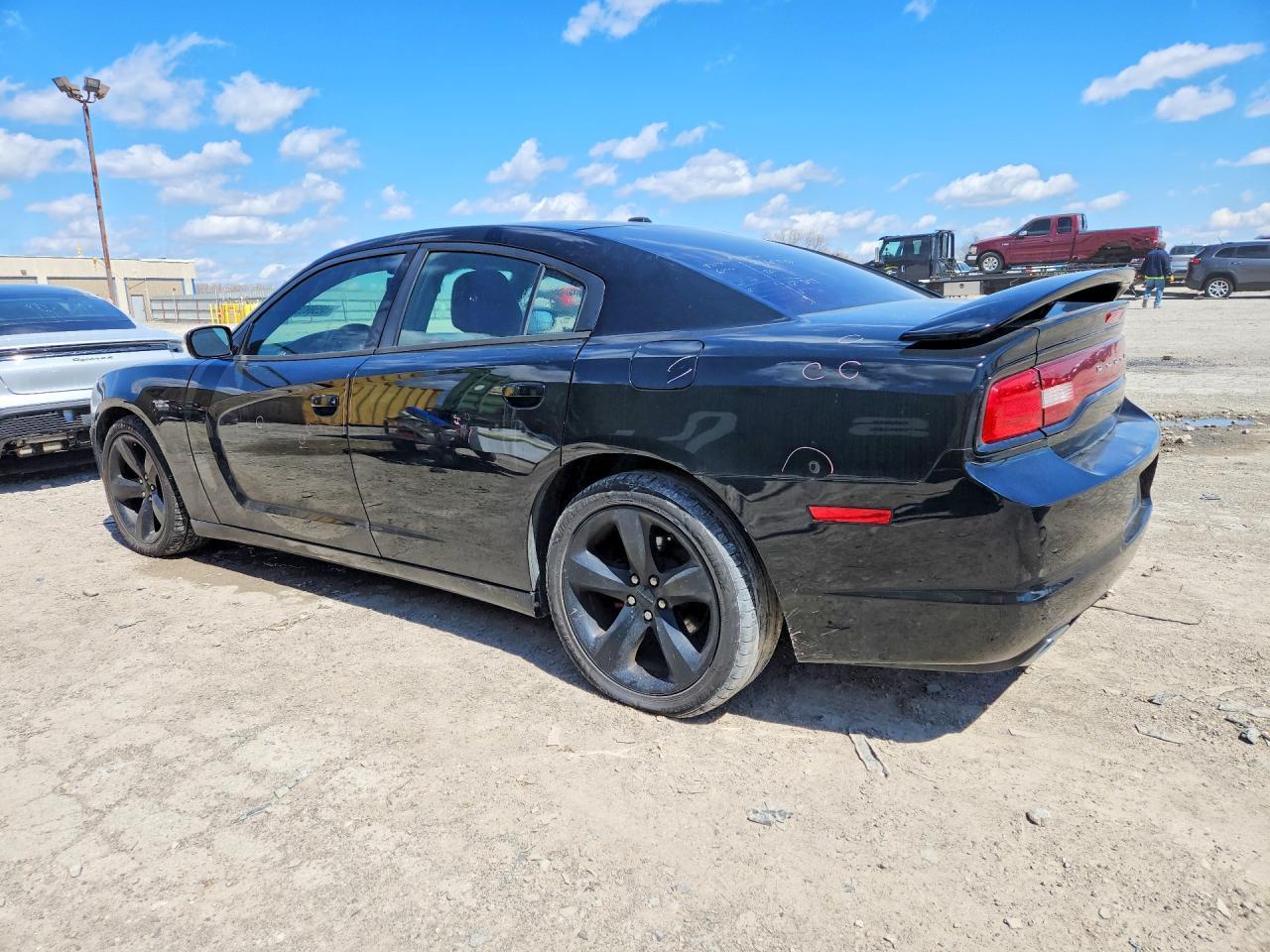 2014 Dodge Charger Sxt - zdjęcie 2
