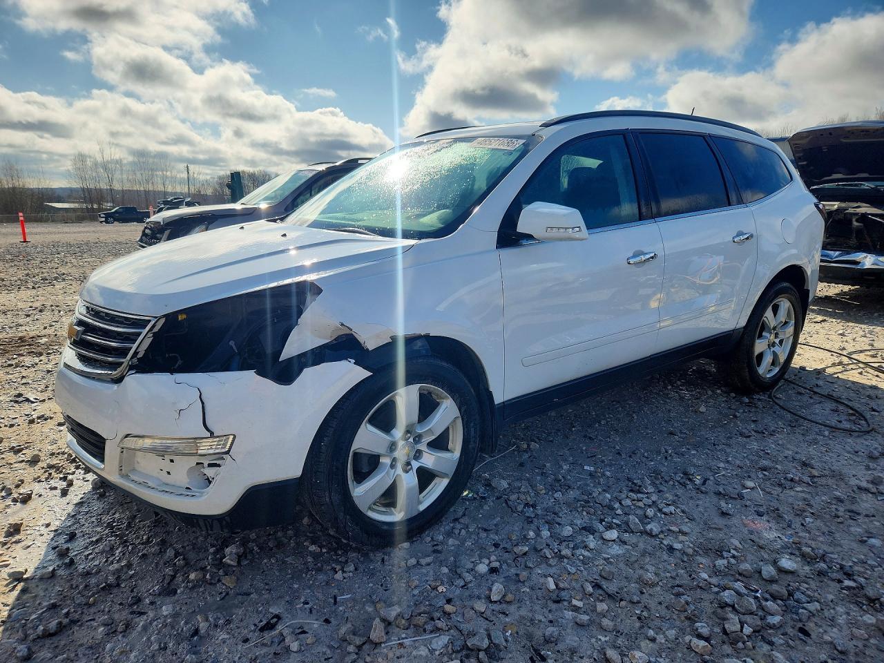 2016 Chevrolet Traverse Lt - zdjęcie główne