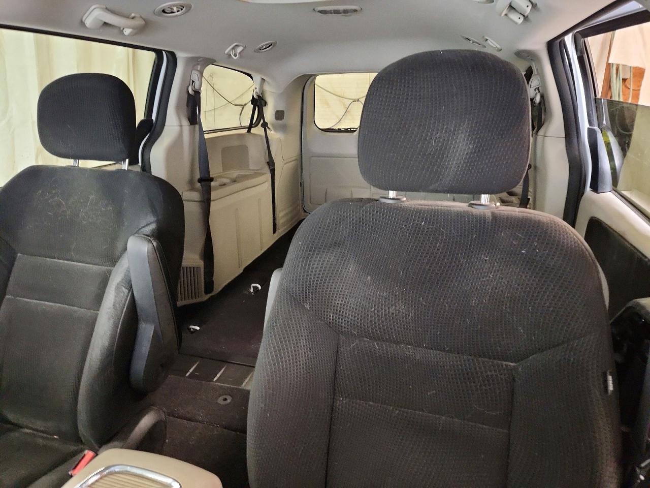 2014 Dodge Grand Caravan Sxt - zdjęcie 10