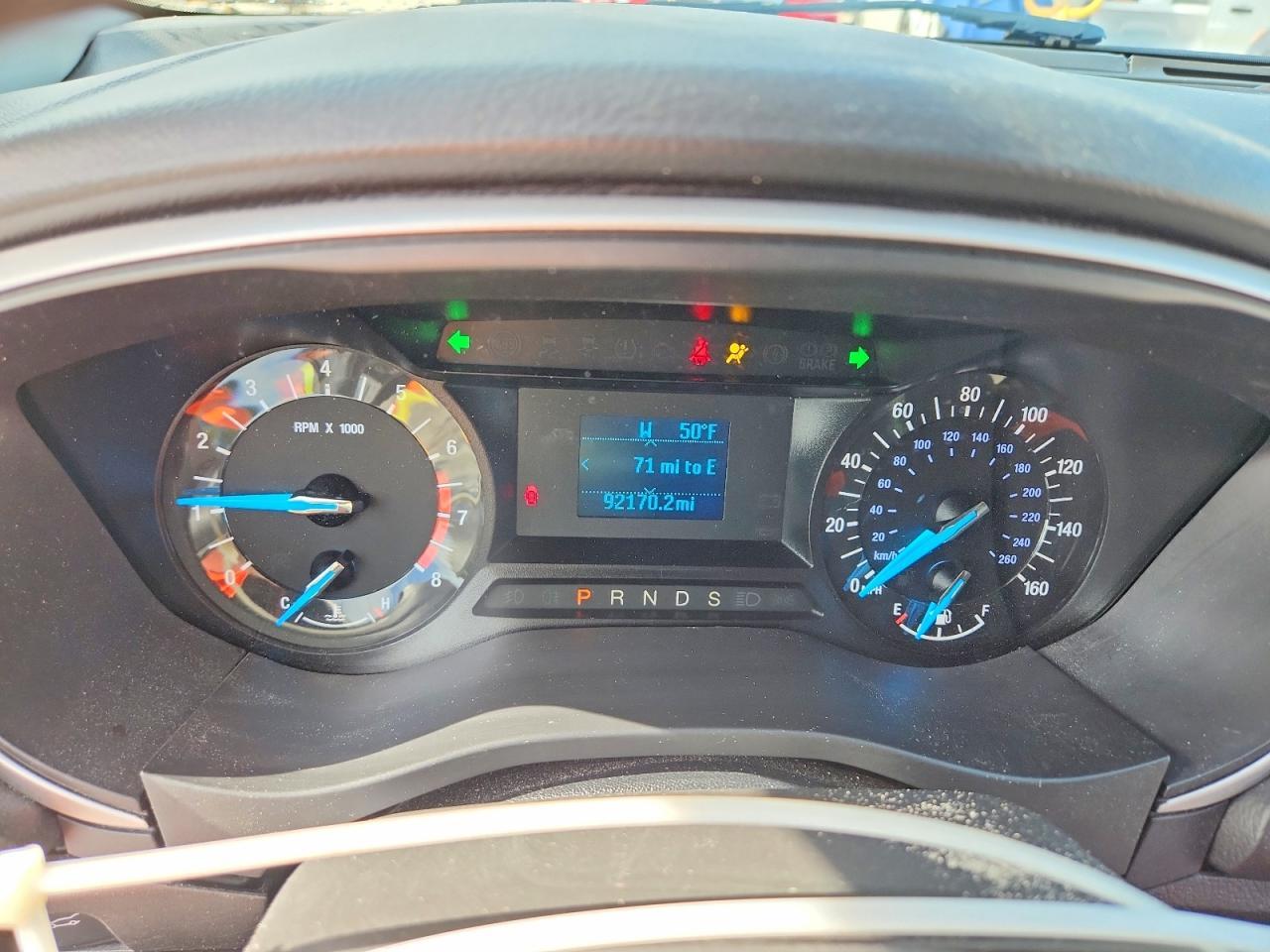 2016 Ford Fusion S - zdjęcie 9