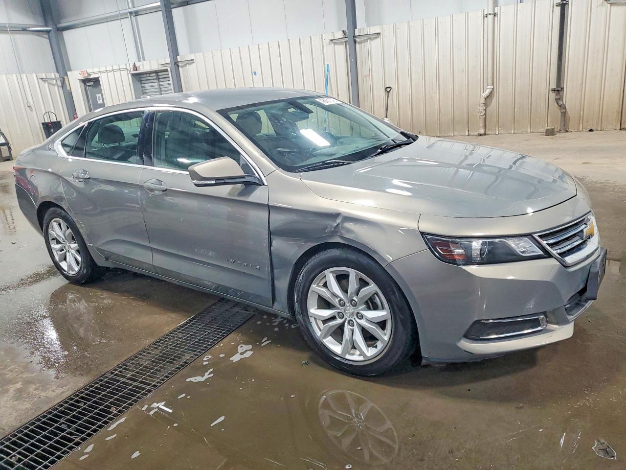 2017 Chevrolet Impala Lt - zdjęcie 4