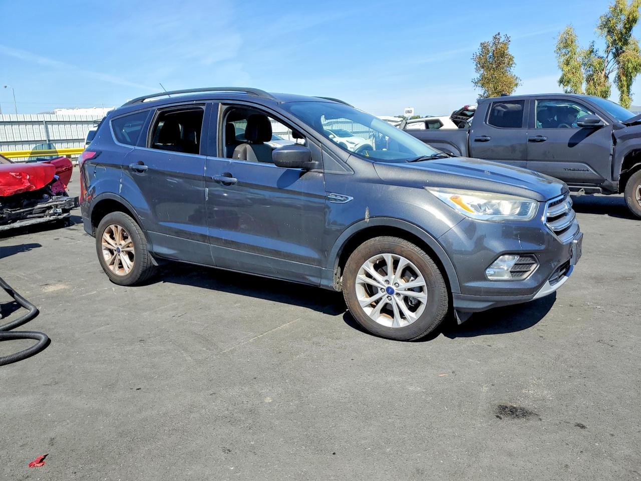 2017 Ford Escape Se - zdjęcie 4