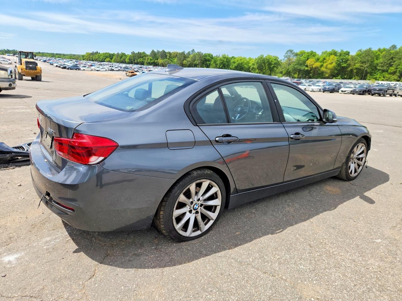 2018 BMW 320 I - zdjęcie 3