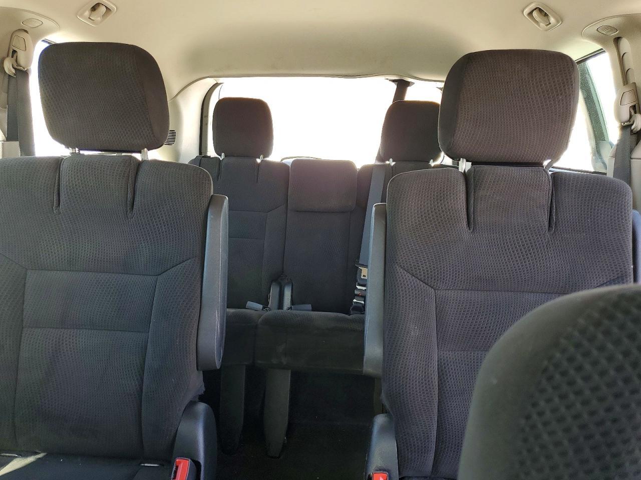 2016 Dodge Grand Caravan Se - zdjęcie 10