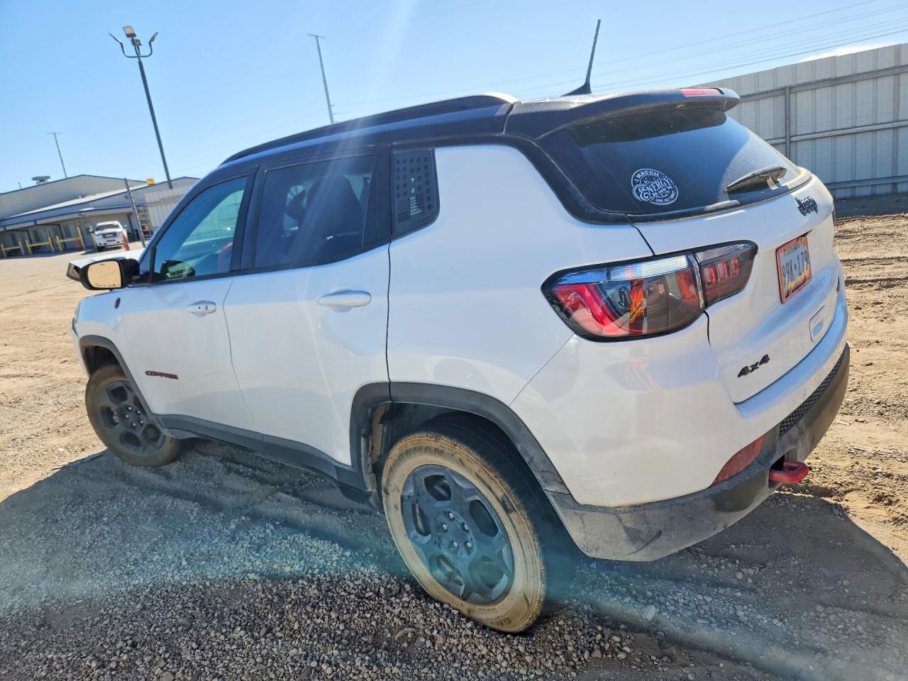 2023 Jeep Compass Trailhawk - zdjęcie 2