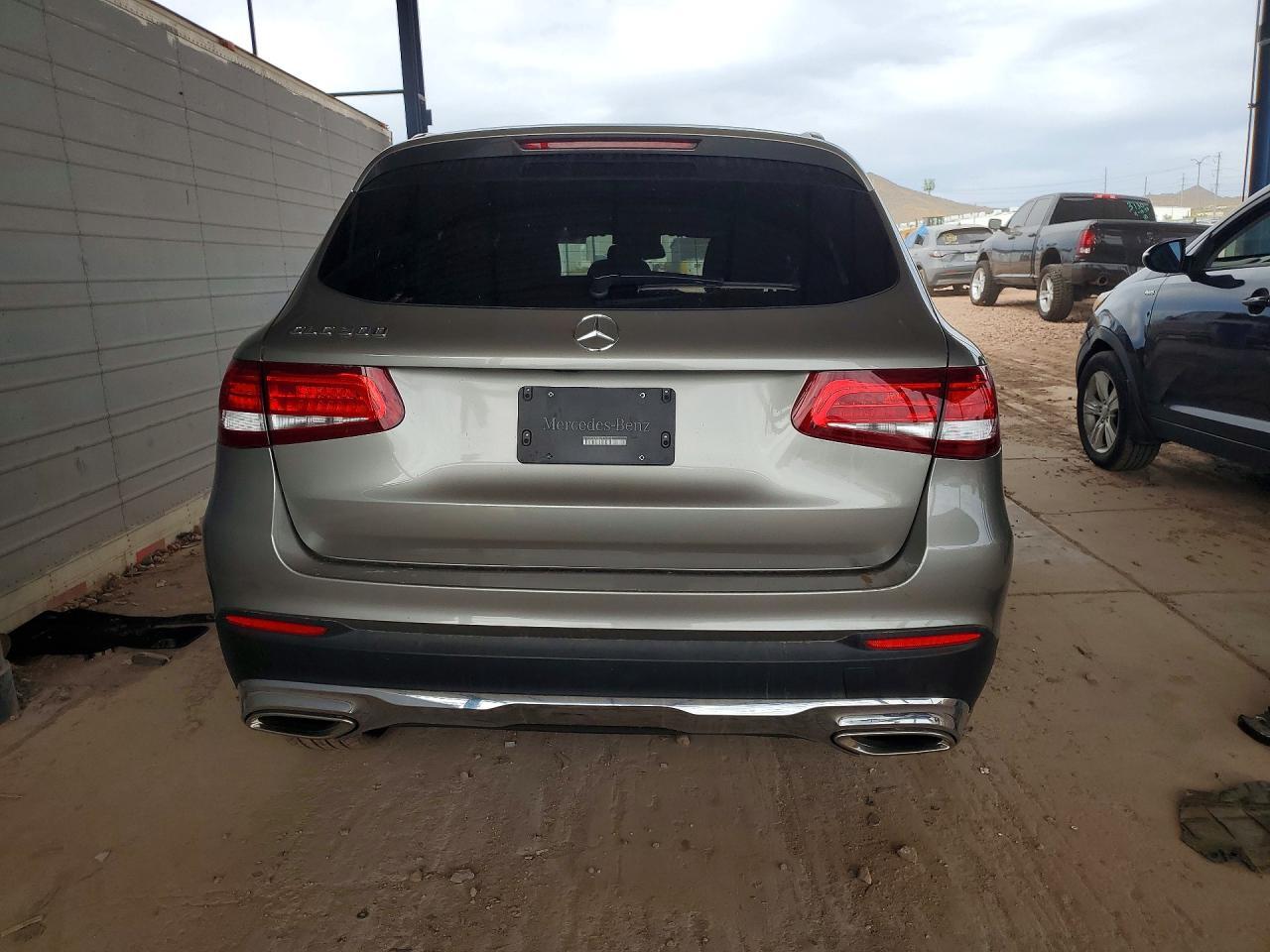 2019 Mercedes-Benz Glc 300 - zdjęcie 6