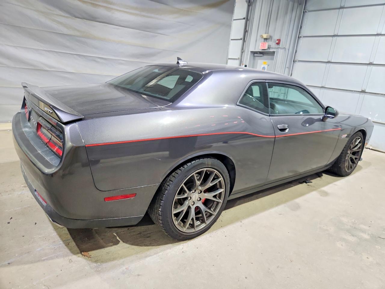 2016 Dodge Challenger Srt 392 - zdjęcie 3