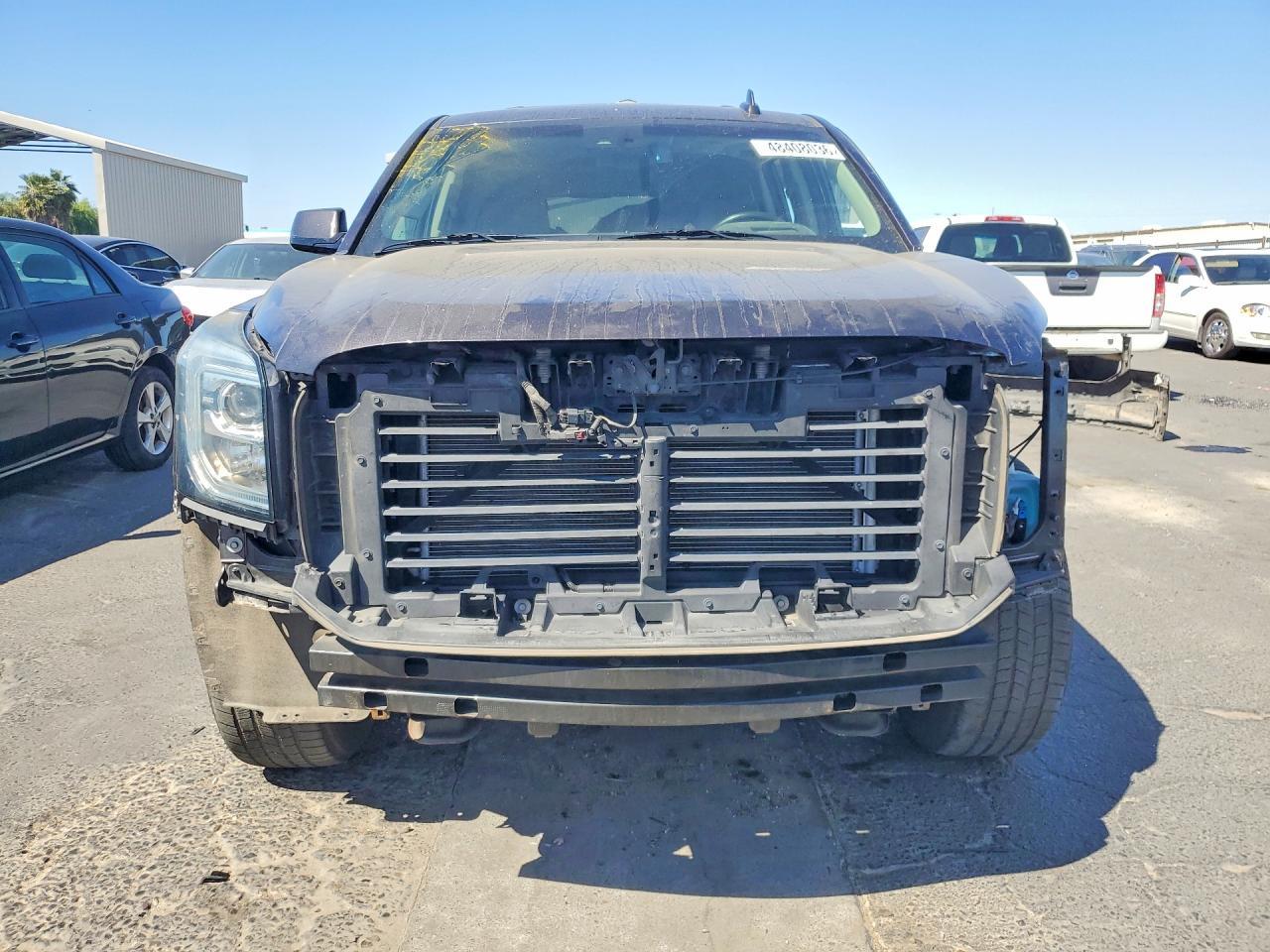2017 GMC Yukon Denali - zdjęcie 5