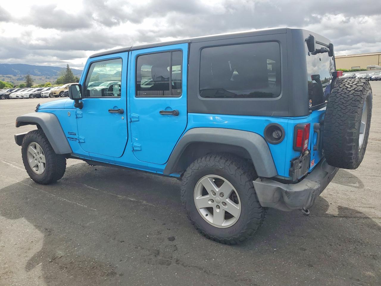 2017 Jeep Wrangler Unlimited Sport - zdjęcie 2
