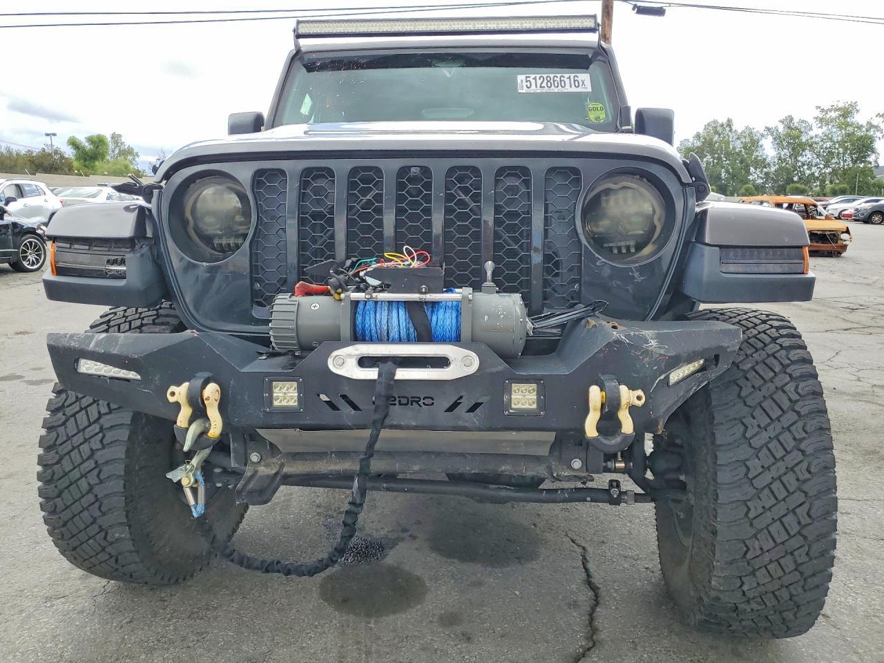 2021 Jeep Gladiator Sport - zdjęcie 5