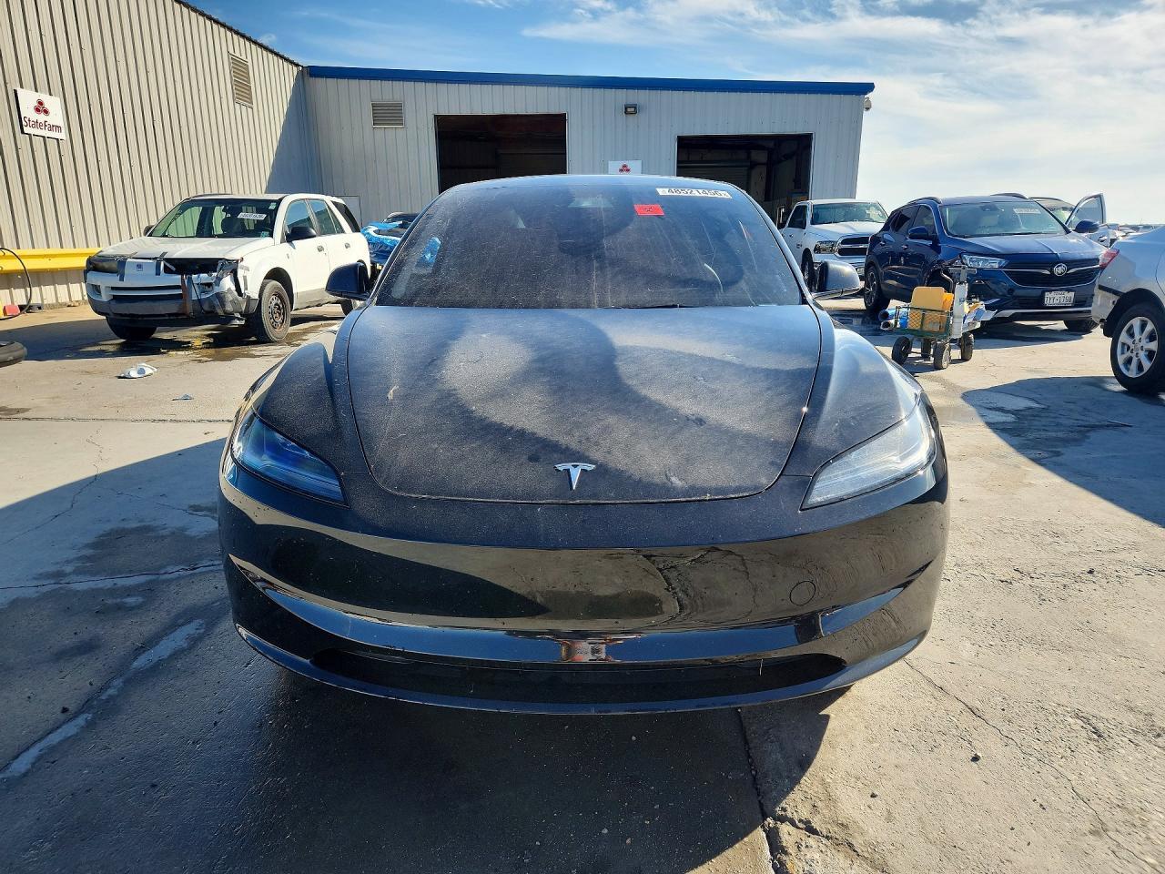 2025 Tesla Model 3 - zdjęcie 5
