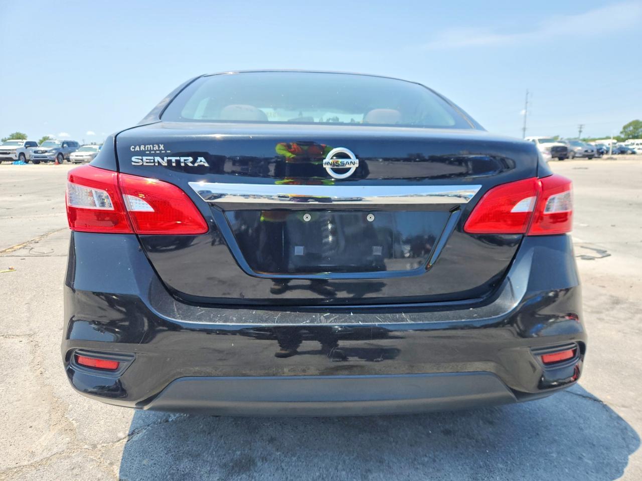 2016 Nissan Sentra S - zdjęcie 6