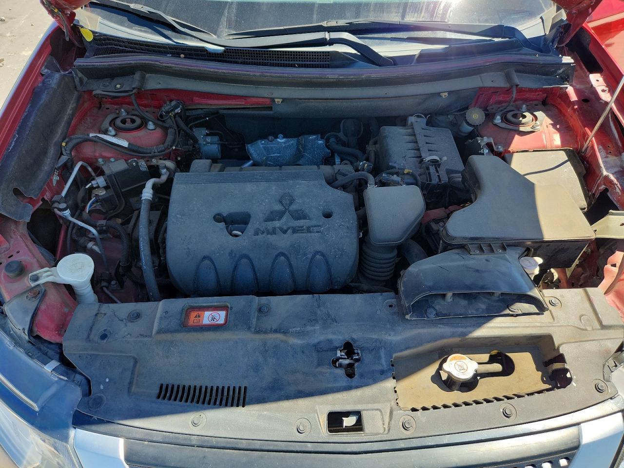 2019 Mitsubishi Outlander Se - zdjęcie 12