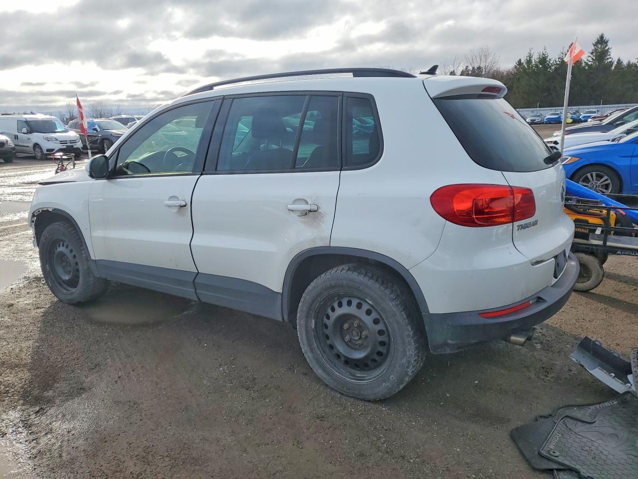 2016 Volkswagen Tiguan - zdjęcie 2