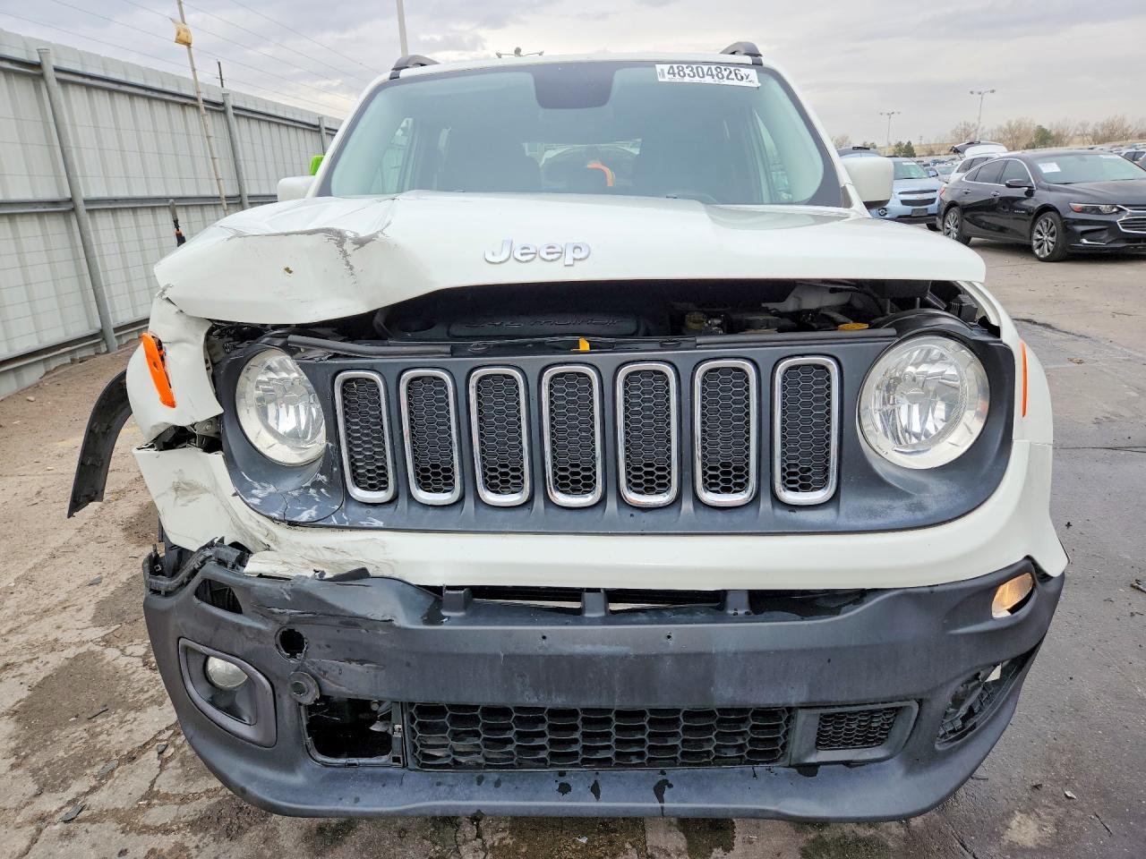 2016 Jeep Renegade Latitude - zdjęcie 5