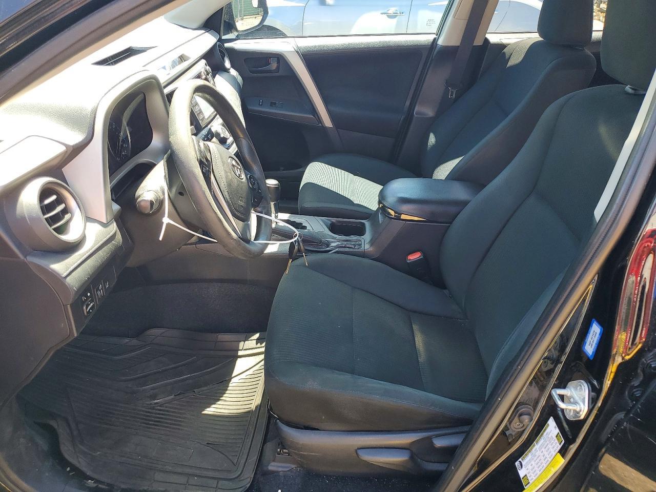 2017 Toyota Rav4 Le - zdjęcie 7