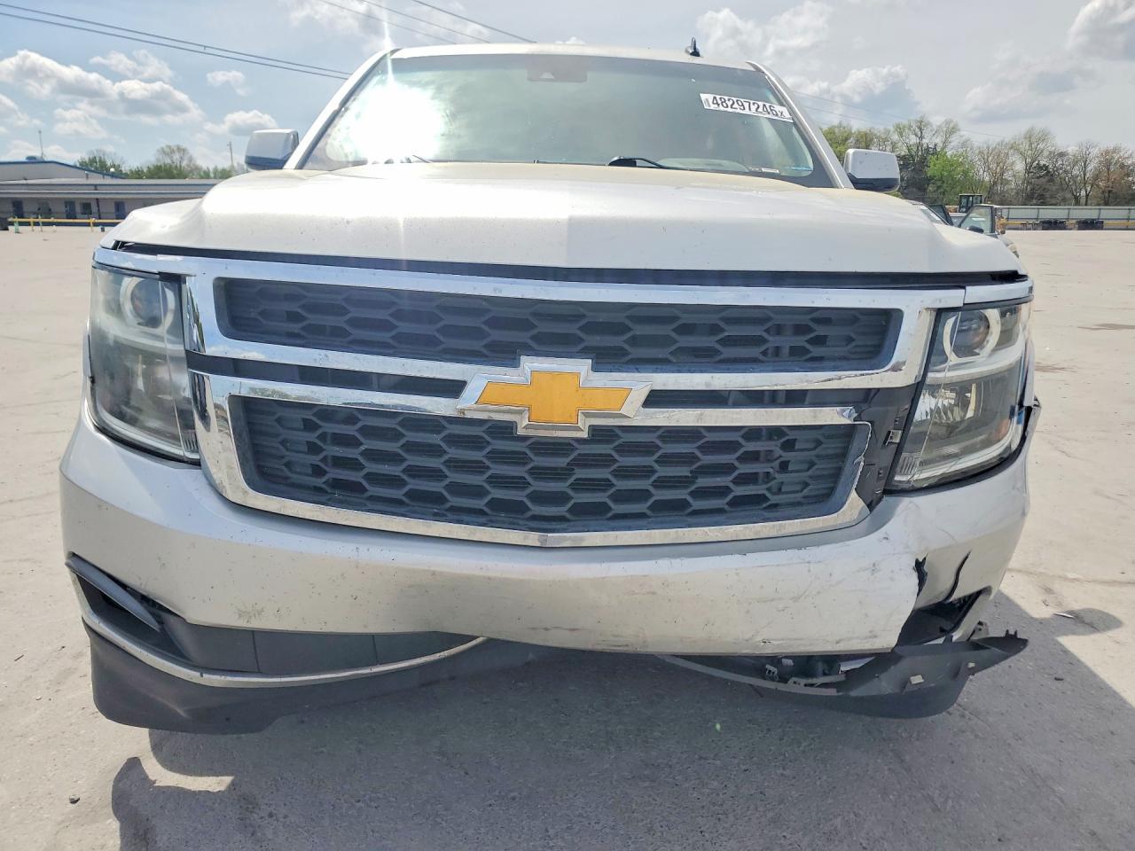 2015 Chevrolet Suburban C1500 Lt - zdjęcie 5