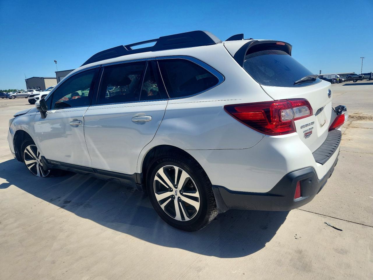 2019 Subaru Outback 2.5I Limited - zdjęcie 2