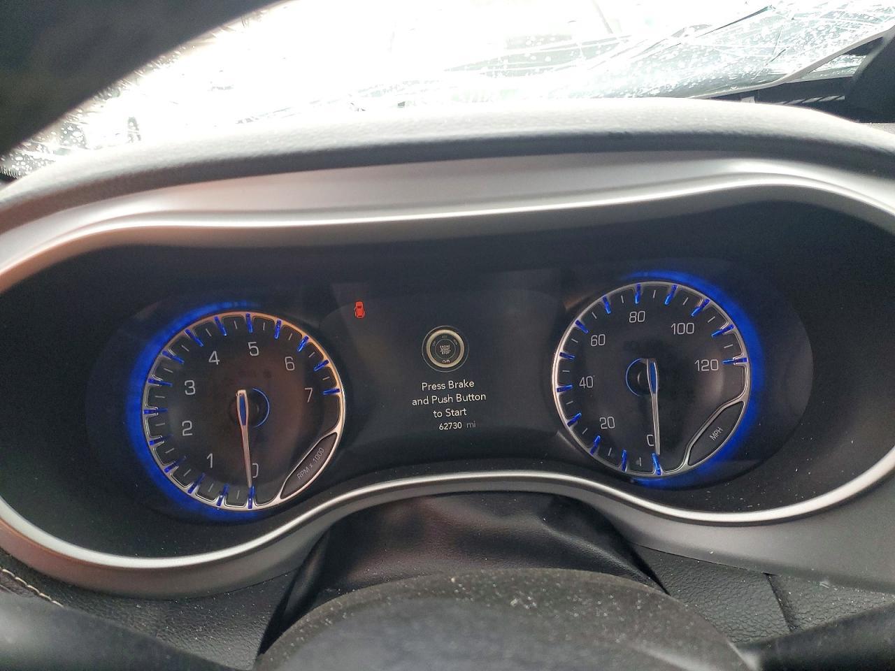 2021 Chrysler Pacifica Touring - zdjęcie 9
