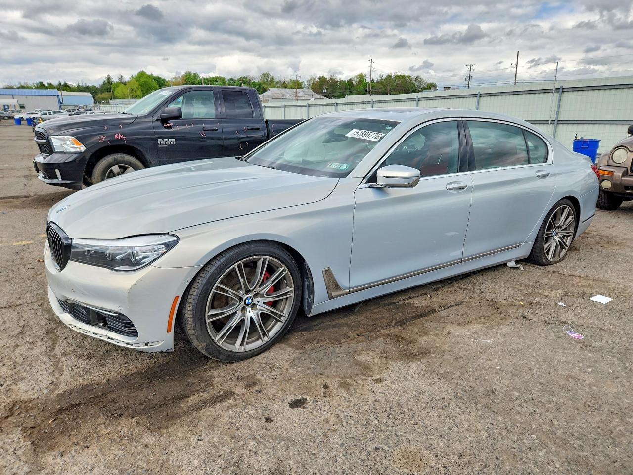2016 BMW 740 I - zdjęcie główne