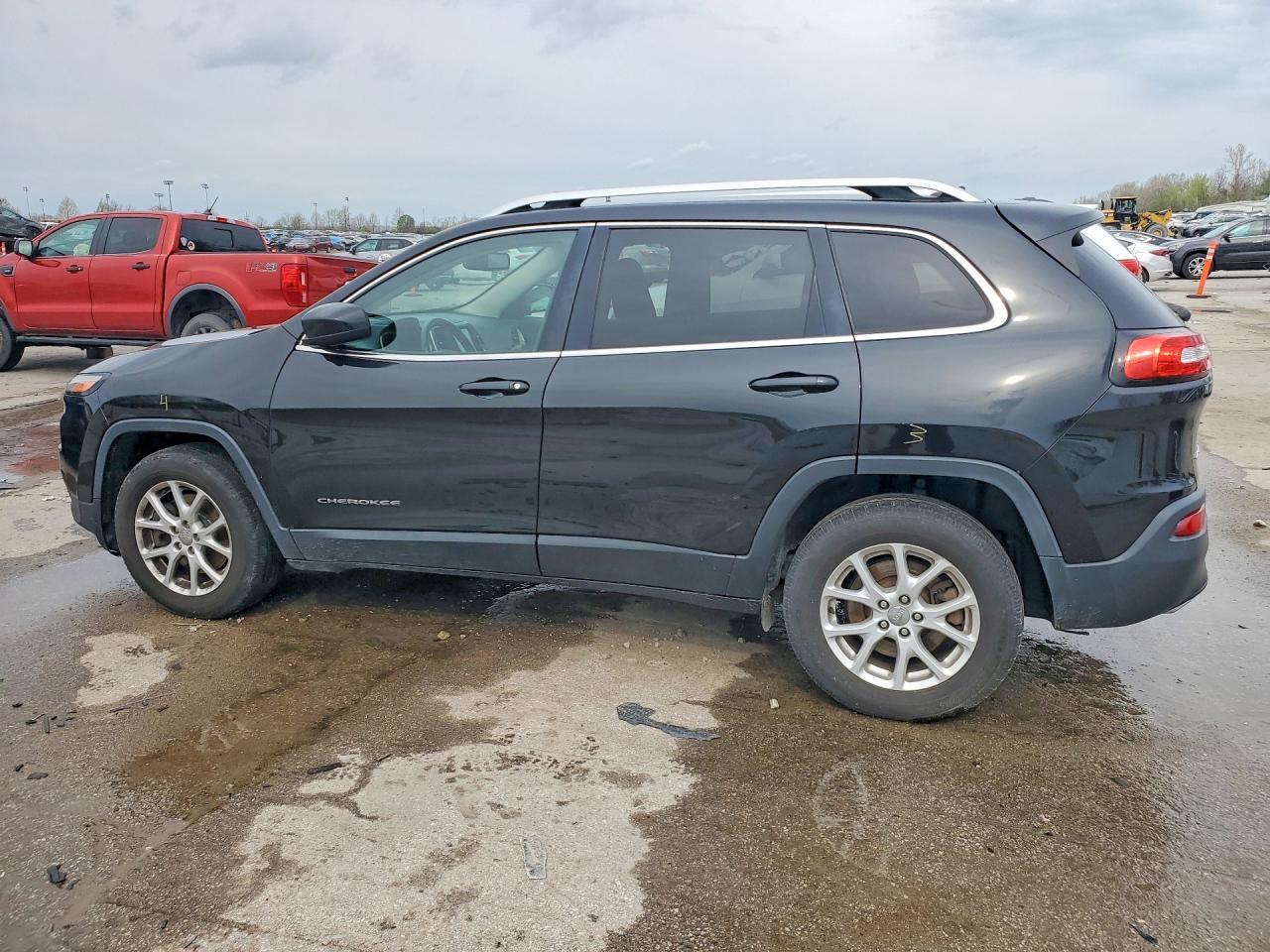 2016 Jeep Cherokee Latitude - zdjęcie 2