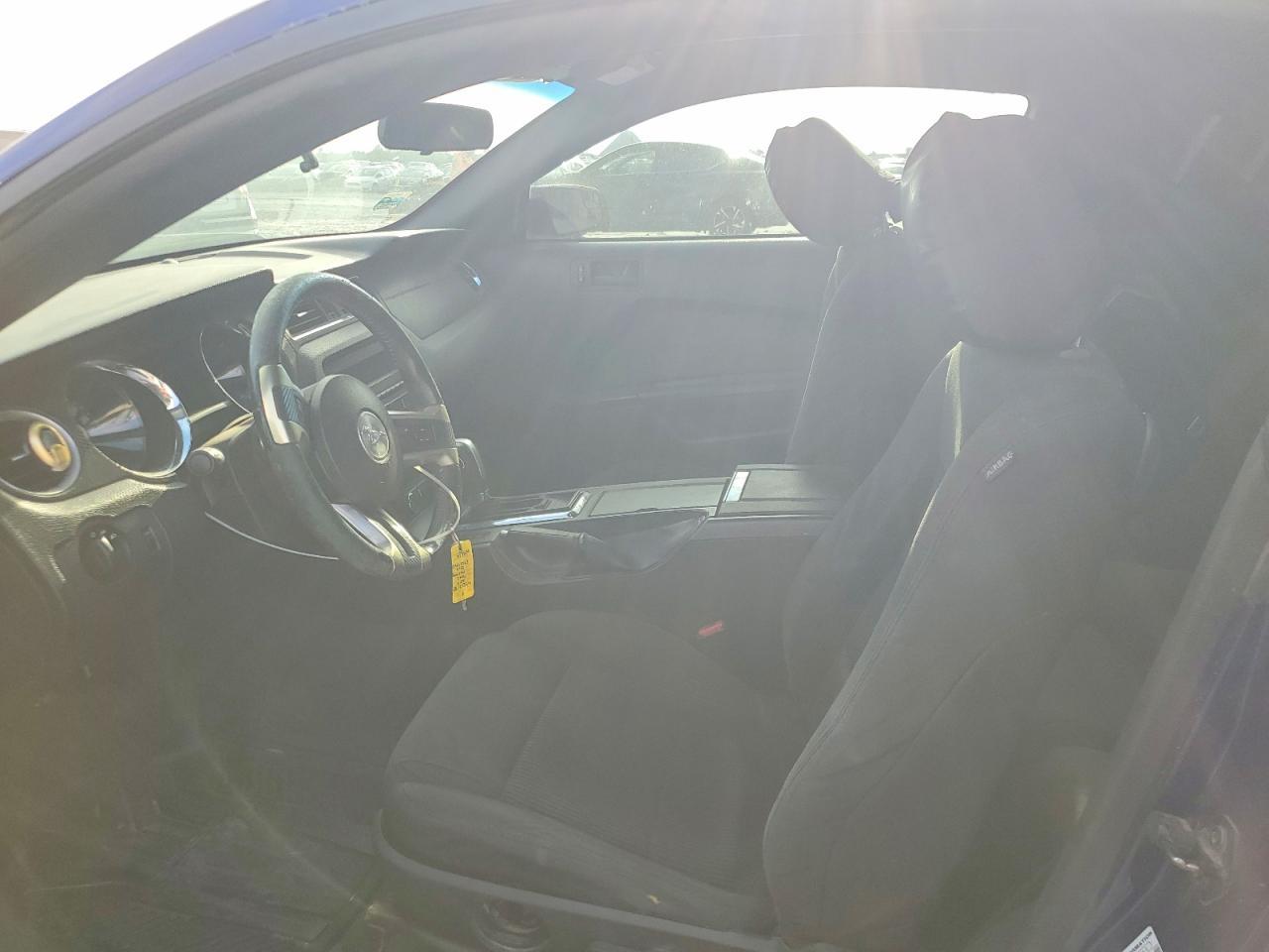 2014 Ford Mustang - zdjęcie 7