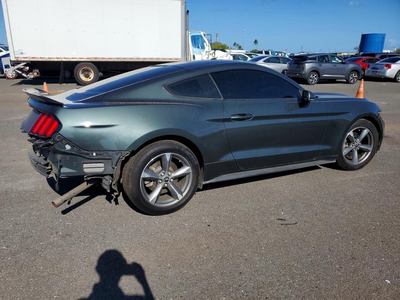 2016 Ford Mustang - zdjęcie 3