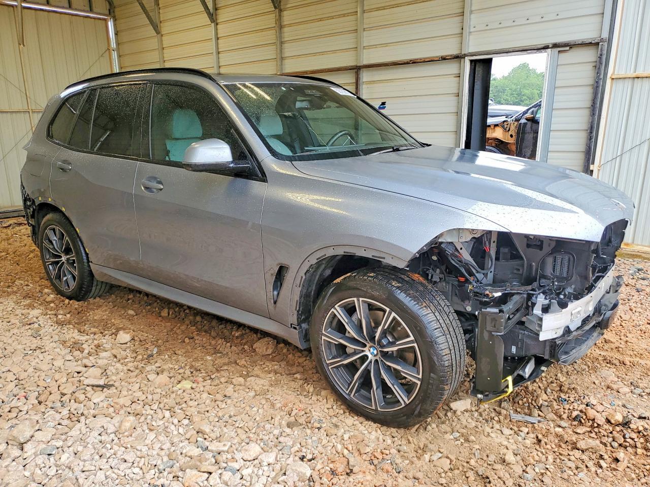 2024 BMW X5 xDrive40I - zdjęcie 4