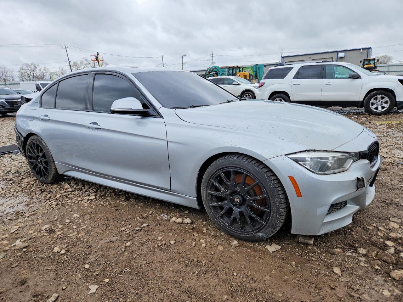 BMW Seria 3 - zdjęcie 4