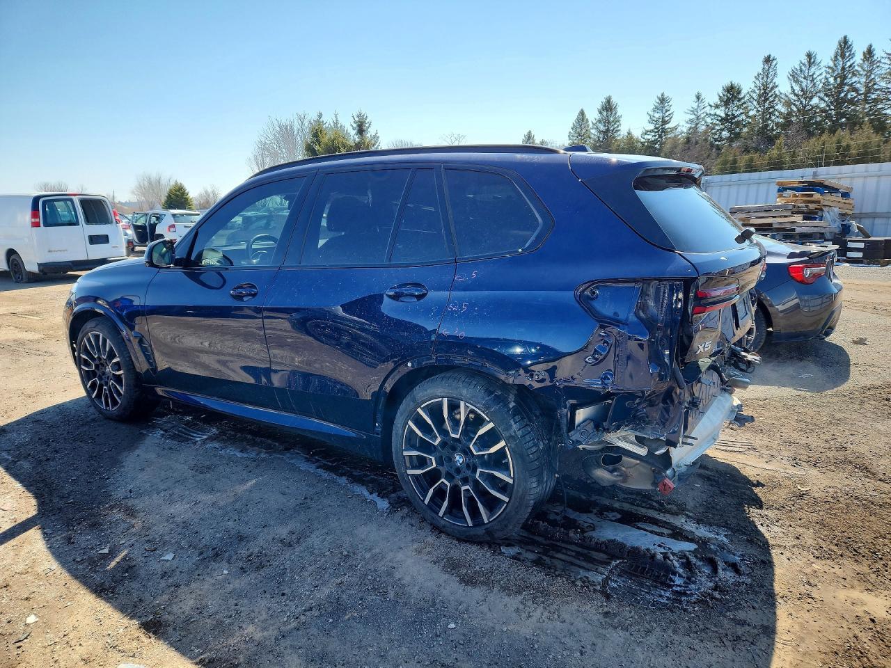 2026 BMW X5 xDrive50E - zdjęcie 2