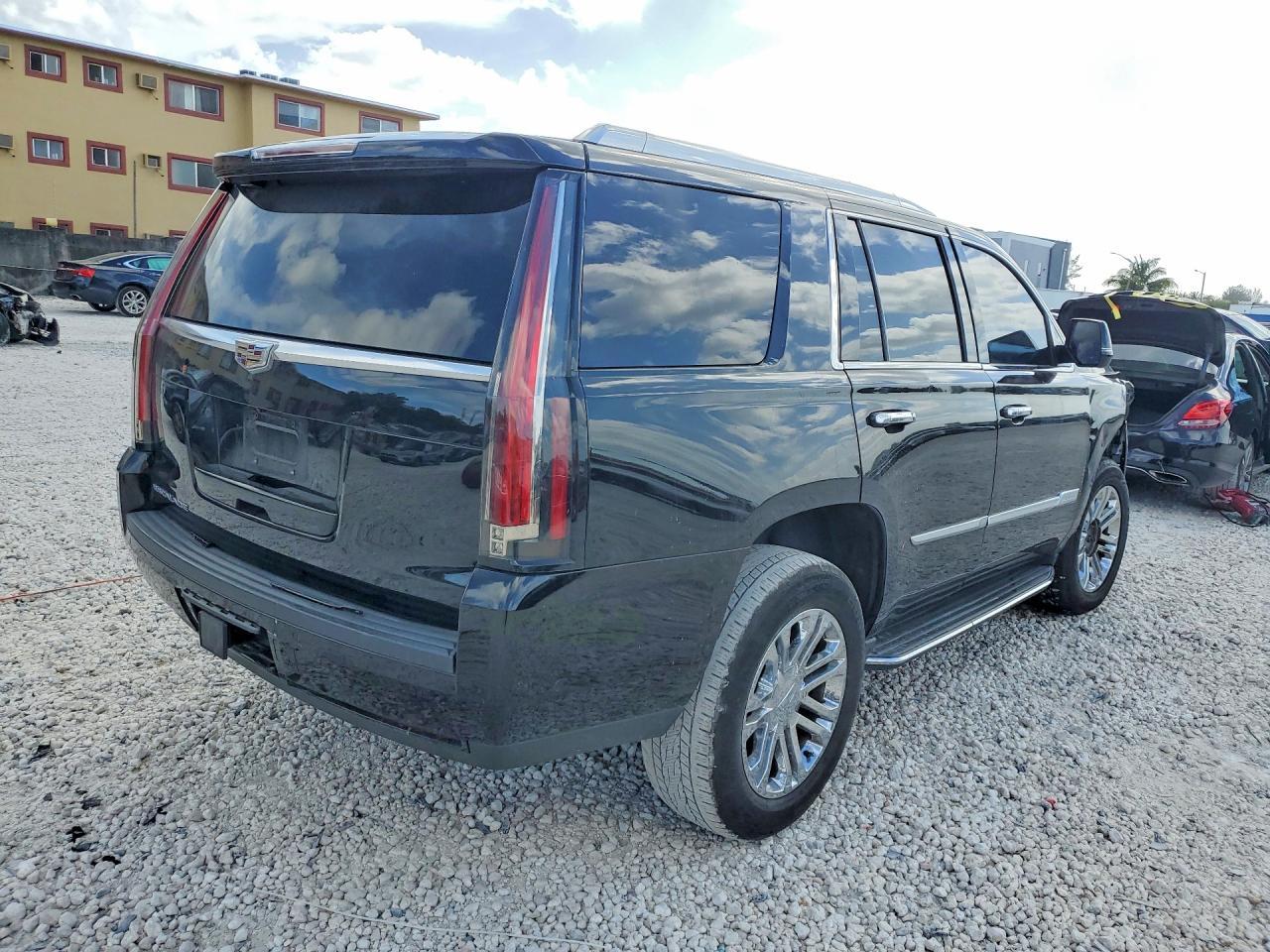 2020 Cadillac Escalade - zdjęcie 3