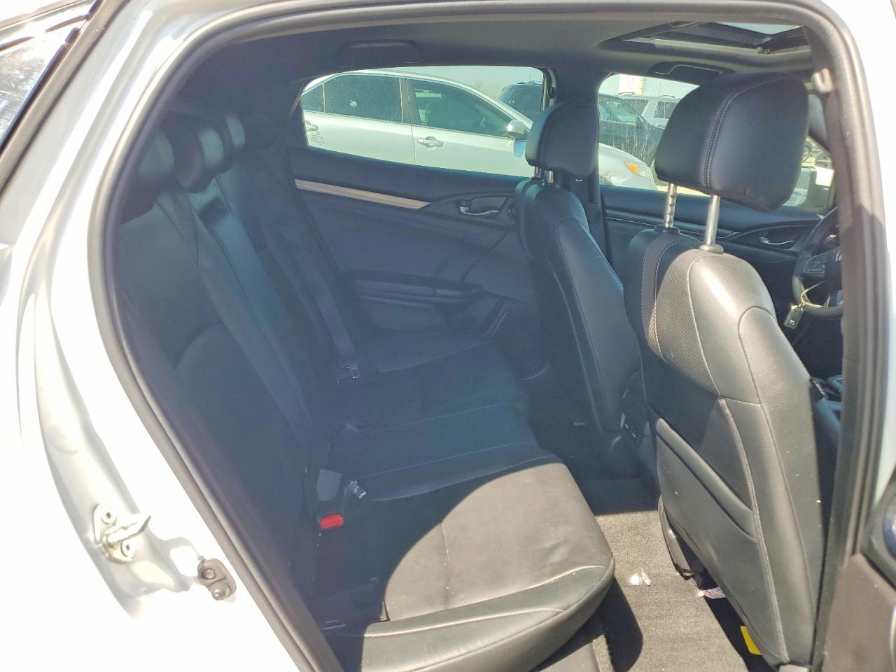 2020 Honda Civic Sport Touring - zdjęcie 10