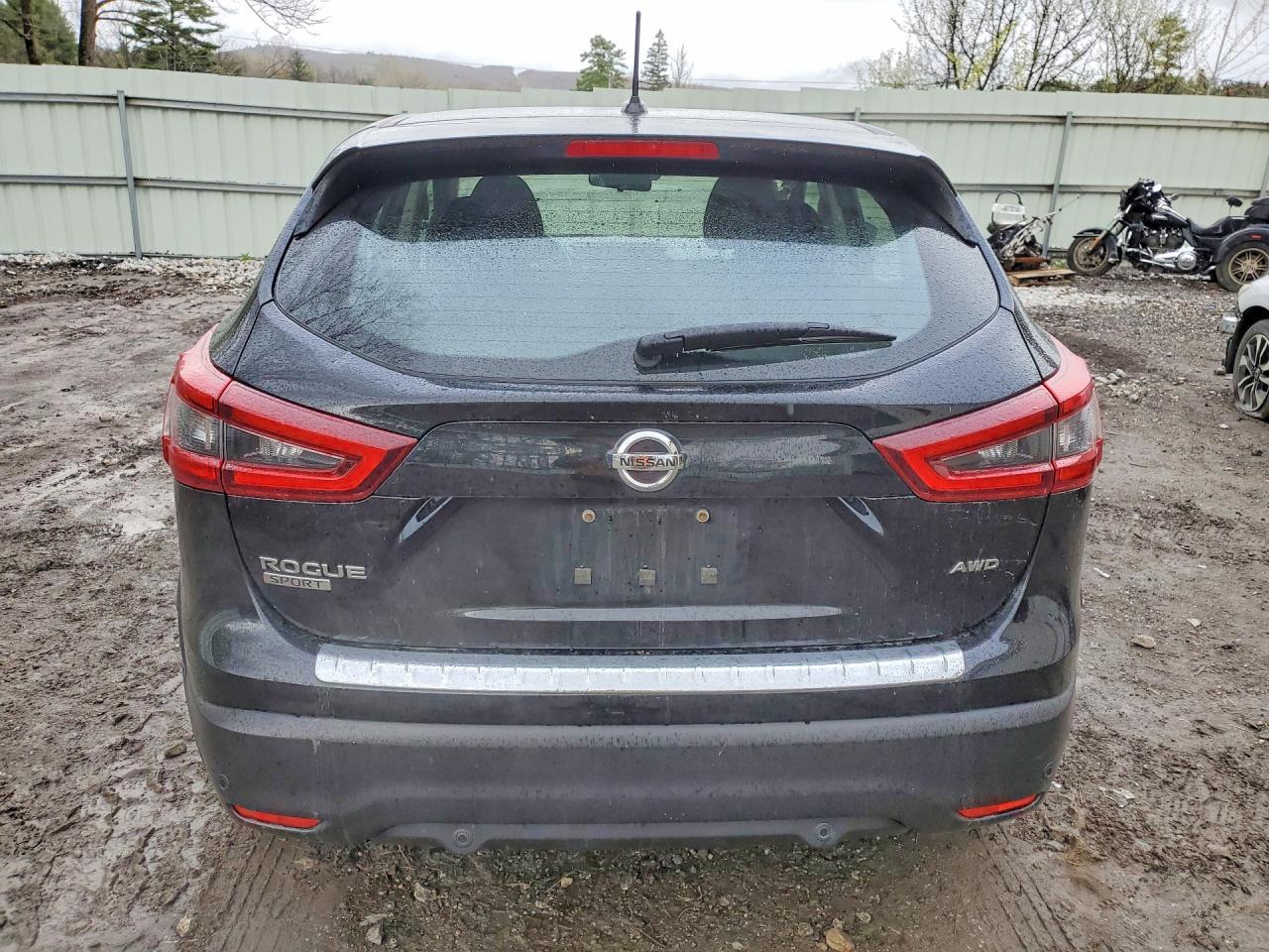 2020 Nissan Rogue Sport S - zdjęcie 6