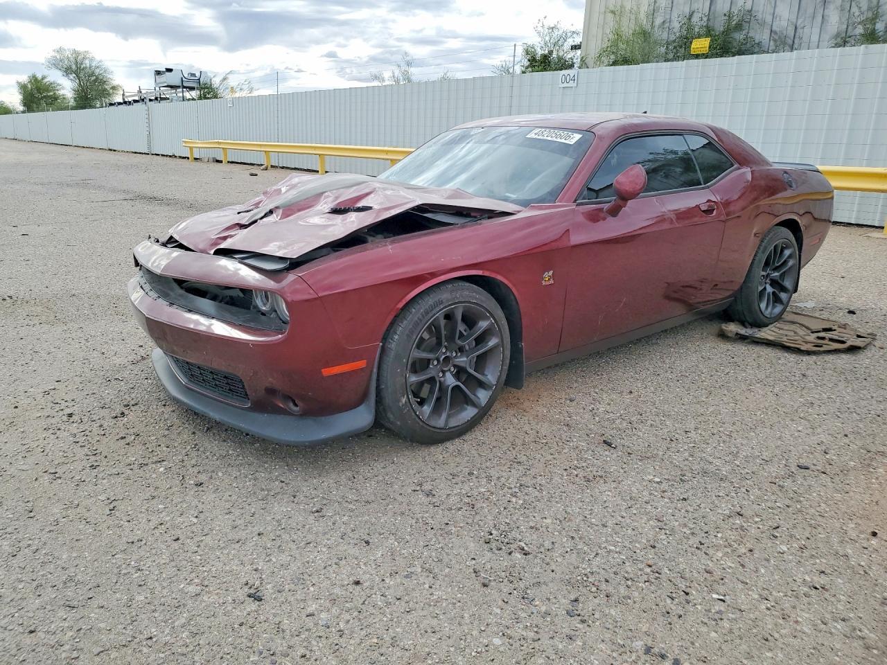 2021 Dodge Challenger R - zdjęcie główne
