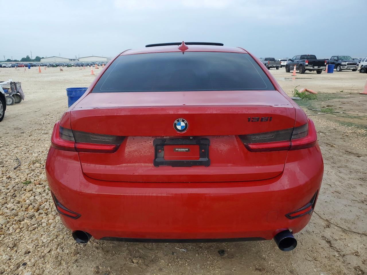 2020 BMW 330I - zdjęcie 6